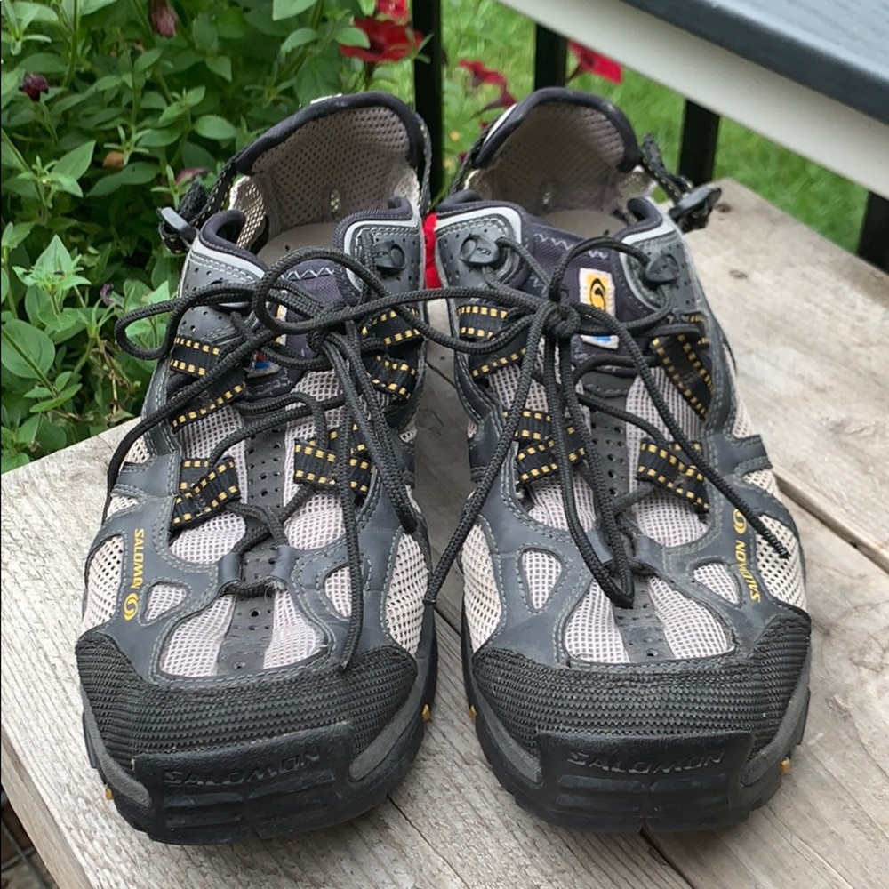 Solomon hiking shoes